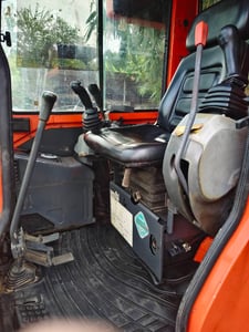 ขายรถแบคโค30 สภาพพร้อมใช้งาน