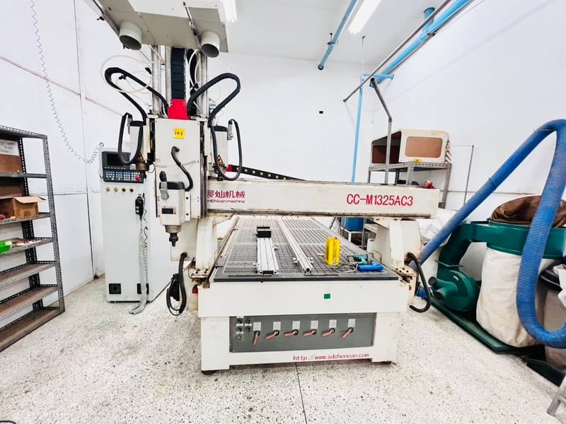 CNCAutomatic Auto Tool Changer CNC MachineCC-M1325AC-3