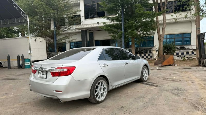 TOYOTA CAMRY 2.0 ปี 2012 รถบ้านแท้ 