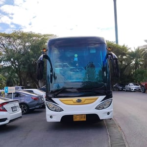 บัส 12 เมตร แอร์ 41 ที่นั่ง บัส 12 เมตร แอร์ 41 ที่นั่ง