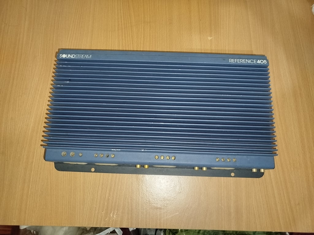 Soundstream Reference 405 แอมพลิฟาย 5 ช่องสัญญาณ Soundstream Reference 405 แอมพลิฟาย 5 ช่องสัญญาณ