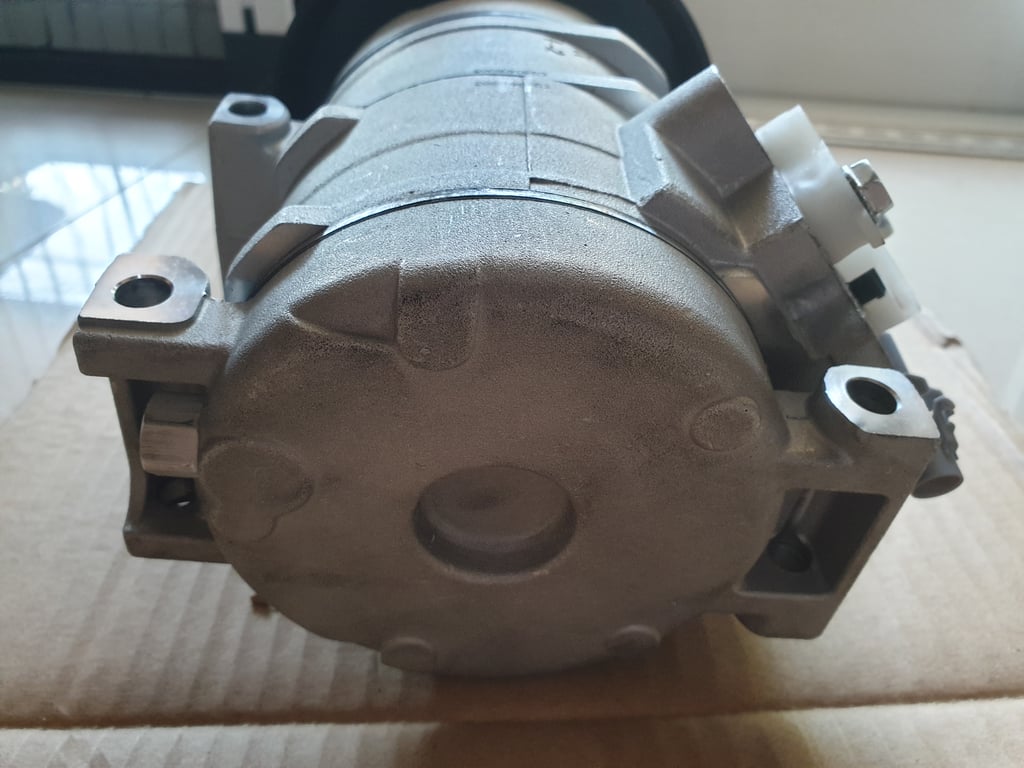 คอมแอร์ Altis 2003-2008 (เครื่อง 1.8) OEM ใหม่แท้ ราคาพิเศษ