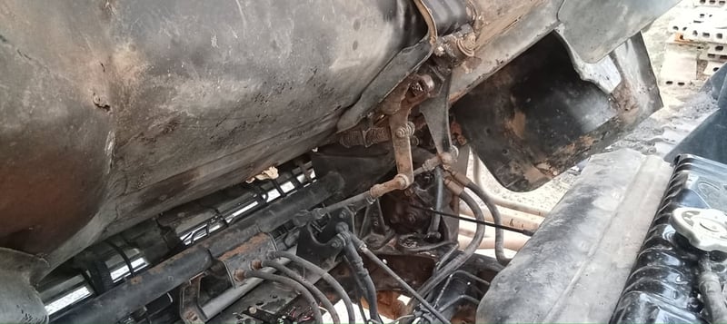 ราคา179000บาทขายรถทุก 6 ล้อ isuzu nkr 115 แรงม้าปี 32 เอกสารทะเบียนพร้อมรถพร้อมใช้งานสนใจ 091-146-4263 คุณเยี่ยม