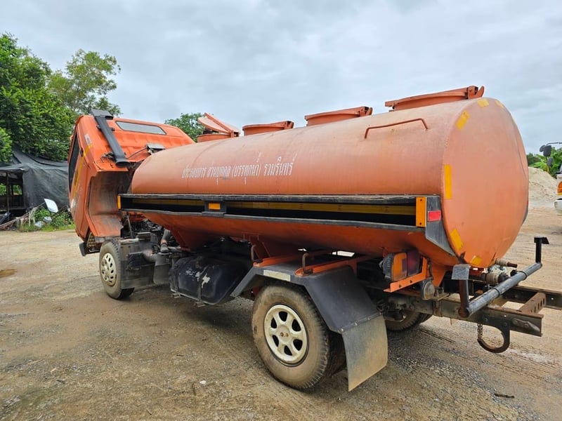 ราคา 29 9,000รดน้ำ 6 ล้อ hino เครื่อง 117 แรงม้าถังน้ำ 6000 ลิตรรถสวยๆพร้อมใช้งานเอกสารทะเบียนพร้อม ราคา 29 9,000รดน้ำ 6 ล้อ hino เครื่อง 117 แรงม้าถังน้ำ 6000 ลิตรรถสวยๆพร้อมใช้งานเอกสารทะเบียนพร้อม