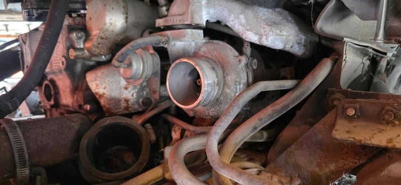 isuzu NMRเครื่อง130 โบรถปี 58กล่องไฟหายชุดปั๊มโซล่าหายไปแถบนึงมีทะเบียนขายตามสภาพจนี้ราคา 14,9000บาทสนใจ 091-146-4263 คุณเยี่ยม