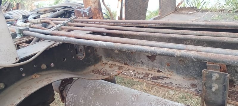 ขายรถisuzu โรโบคอปFTR 34Qเครื่อง6HK1- 240แรงม้ารถปี 55 ไม่มีหม้อน้ำกล่องไฟมีให้ เดิมเป็นรถบรรทุกของเหลวเฉพาะกิจถังน้ำมันมีให้ทะเบียนแจ้งมา 79 สนใจติดต่อ 091-146-4263 ขายตามสภาพนี้ราคา199000บาท