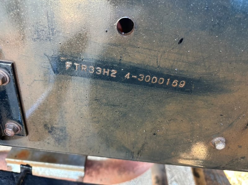 ขายรถบรรทุก 6 ล้อตู้แห้ง isuzu FTR 33 H เครื่อง 6HH1- 200 แรงม้ารถปี 48ตู้ยาว 5 .42ม. สูง 2.30 ม.กว้าง 2.40ม. ช่วงล้อ 4.25ม. เอกสารทะเบียนพร้อมสนใจติดต่อได้