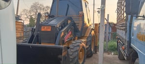 ขายรถตัก CAT ขุดหน้าขุดหลัง 4WD สภาพพร้อมใช้แอร์เย็นมีทะเบียน