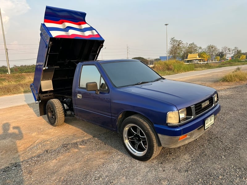 ราคา159000บาทขายรถกระบะดั้ม isuzuTFR มังกรทองเครื่อง 2500ซีซี ดีเซลปี 2533 ดั้มไฟฟ้ารถพร้อมใช้งานแอร์เย็นอย่างสวยสนใจติดต่อคุณเยี่ยม 091-146-4263 ด่วน