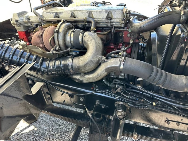 ราคา 489000บาทขายรถบรรทุก 6 ล้อ hino FG 1Jเครื่องJO8Cเทอร์โบ-212แรงม้ารถปี 48 กระบะยาว 7 เมตร 54 กว้าง 2 เมตร 50 สูง 2.70 เมตรเอกสารทะเบียนพร้อมสนใจ 091-146-4263 ด่วน