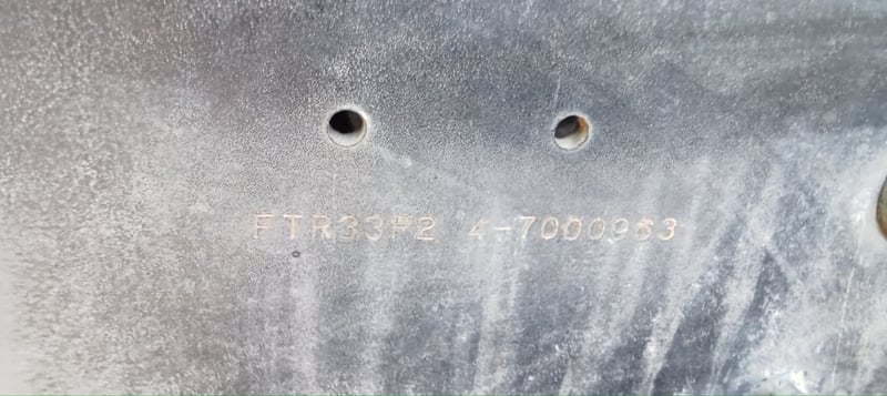 ราคา499000บาทขายรถบรรทุก isuzu FTR 33 P2 เครื่อง6HH1- 200 ฝาขาวตู้แห้ง 10 บานรถปี 46 กระบะตู้ในยาว 7.40 เมตร ในกว้าง 2 .32เมตร ในสูง 2 .57เมตรเอกสารทะเบียนพร้อมทะเบียนแจ้งม.79 รถพร้อมใช้งานสนใจติดต่อ 091-146-4263 คุณเยี่ยม