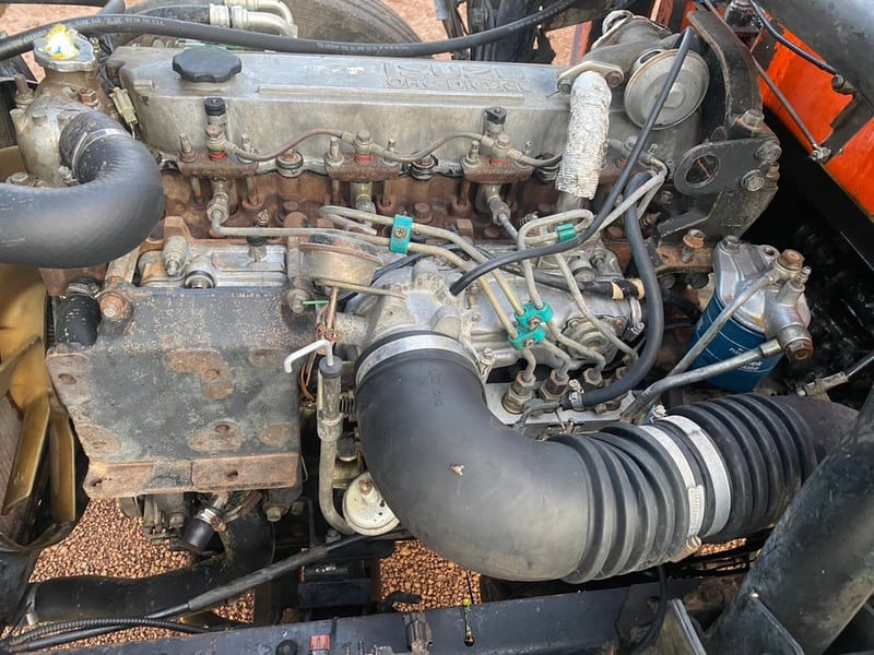 ขายรถบรรทุก 6 ล้อติดเครน isuzu NPR 71 เครื่อง 4 HG1-130 แรงม้ารถปี 48 เคนยูนิค 3 ตันท้องแบน 4 ปลอก 3 ชักสุดท้ายใช้ถอดสลับมือดึงกระบะติดเคแล้วเหลือ 4 เมตร 50เอกสารทะเบียนพร้อม