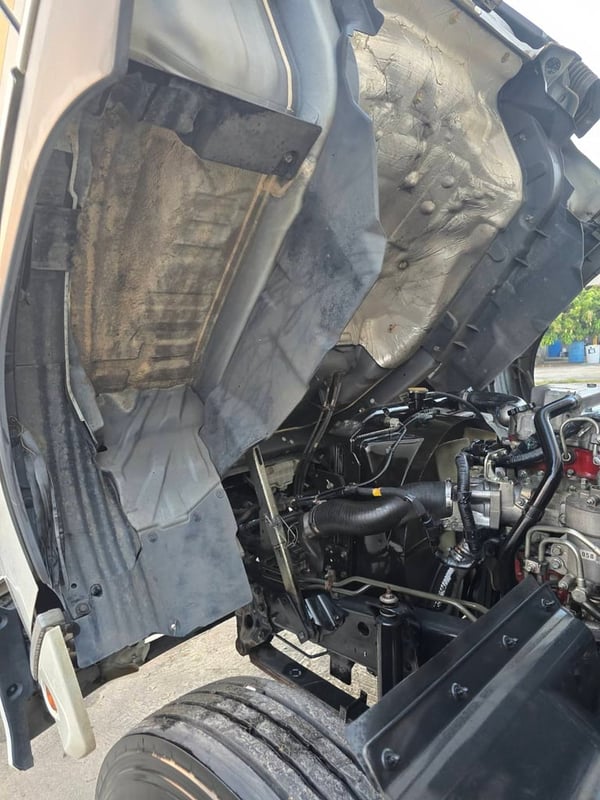 ราคา 89,0000 บาทขายรถทุก 6 ล้อ hino fc9jLเครื่อง jo5E-175แรงม้าแม่นมากๆรถปี 63 ไมล์วิ่งไม่ถึงแสนโลรถยาว 6.60เมตร เอกสารทะเบียนพร้อมภาษีเต็มพร้อมใช้งานสนใจติดต่อรถบ้านคุณเยี่ยม 091-146-4263 ด่วน