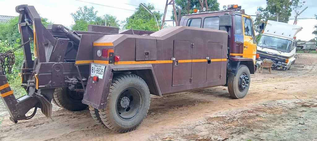 ราคา 28 9,000 บาทขายรถยก isuzu FTR เครื่อง 6BD1-165 แรงม้าเครื่องดีมากติดเครนทอนาโด 3ตัน3ปลอก2ชักพวงมาลัยพาวเวอร์มีแอร์เบรกธรรมดาเอกสารทะเบียนพร้อมรถพร้อมใช้งานยาง 900 ขอบ 20 สวยๆสนใจ 091-146-4263