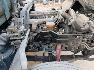 ราคา189000บสทขายรถบรรทุก 6 ล้อ isuzuNRR เครื่อง 6 bg1 -175 แรงม้ารถปี 38 พวงมาลัยพาวเวอร์เบรคธรรมดาแอร์เช็คระบบ กระบะเหล็กยาว 5.80 เมตร ยาง 825 ขอบ 16 พร้อมใช้งาน