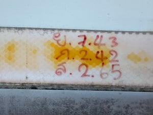 ขายรถบรรทุก 6 ล้อตู้แห้ง 10 บาท isuzu เครื่อง 205 แรงม้าแน่นมากๆรถปี่38พร้อมใช้งานกระบะยาว 7.42ม.กว้าง2.42ม.สูง 2.60ม.เอกสารทะเบียนพร้อมสนใจ 091-146-4263