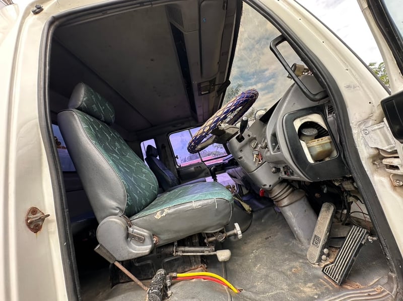 ราคา479000บาทขายรถบรรทุกสิบล้อตู้ 10 บาน hino FL 1 <เครื่อง jo8c turbo -220 แรงม้าเครื่องแห้งไม่มีไอไ ม่มีเยิ้มรถปี 37 ยาว 6 เมตร 30 กว้าง 2 เมตร 47 สูง 2 เมตร 65 เอกสารทะเบียนพร้อมใช้สนใจ 091-146-4263 คุณเยี่ยม ราคา479000บาทขายรถบรรทุกสิบล้อตู้ 10 บาน hino FL 1 <เครื่อง jo8c turbo -220 แรงม้าเครื่องแห้งไม่มีไอไ ม่มีเยิ้มรถปี 37 ยาว 6 เมตร 30 กว้าง 2 เมตร 47 สูง 2 เมตร 65 เอกสารทะเบียนพร้อมใช้สนใจ 091-146-4263 คุณเยี่ยม