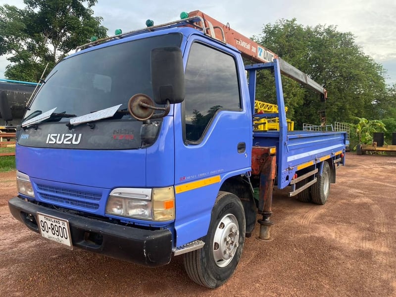 ขายรถบรรทุก 6 ล้อติดเครน isuzu NPR 71 เครื่อง 4 HG1-130 แรงม้ารถปี 48 เคนยูนิค 3 ตันท้องแบน 4 ปลอก 3 ชักสุดท้ายใช้ถอดสลับมือดึงกระบะติดเคแล้วเหลือ 4 เมตร 50เอกสารทะเบียนพร้อม
