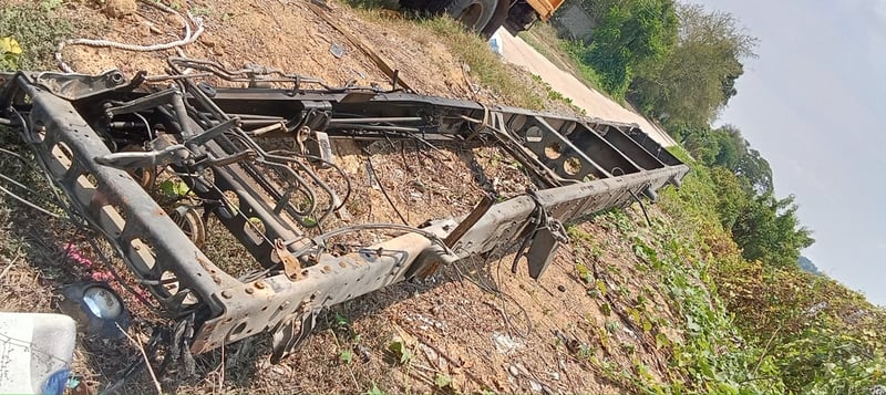 ขายครัชซีเปล่า 6 ล้อmitsubishi fk 457 ปี 48 สนใจติดต่อ 091-146-4263 คุณเยี่ยม ขายครัชซีเปล่า 6 ล้อmitsubishi fk 457 ปี 48 สนใจติดต่อ 091-146-4263 คุณเยี่ยม