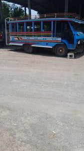 เหมาะทำรีสอร์ทตกแต่งร้านขายรถ isuzu โบราณยุคคุณทวดเครื่อง C240-75 แรงม้าเครื่องติดยุค73มีทะเบียนเอกสารพร้อมสนใจติดต่อ 091-146-4263 คุณเยี่ยม