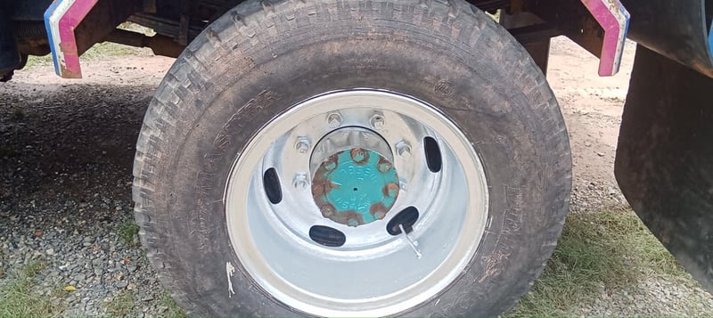 ราคา 359,000 บาทรถดั้ม isuzuFRRเครื่อง 175 แรงม้าแน่นมากๆปี 48มีสโลกลางเบสทิฟฟี่พวงมาลัยพาวเวอร์แอร์พร้อมดั้มยิงหน้ารถพร้อมใช้งานเอกสารทะเบียนพร้อมสนใจติดต่อคุณเยี่ยม 091-146-4263 ราคา 359,000 บาทรถดั้ม isuzuFRRเครื่อง 175 แรงม้าแน่นมากๆปี 48มีสโลกลางเบสทิฟฟี่พวงมาลัยพาวเวอร์แอร์พร้อมดั้มยิงหน้ารถพร้อมใช้งานเอกสารทะเบียนพร้อมสนใจติดต่อคุณเยี่ยม 091-146-4263