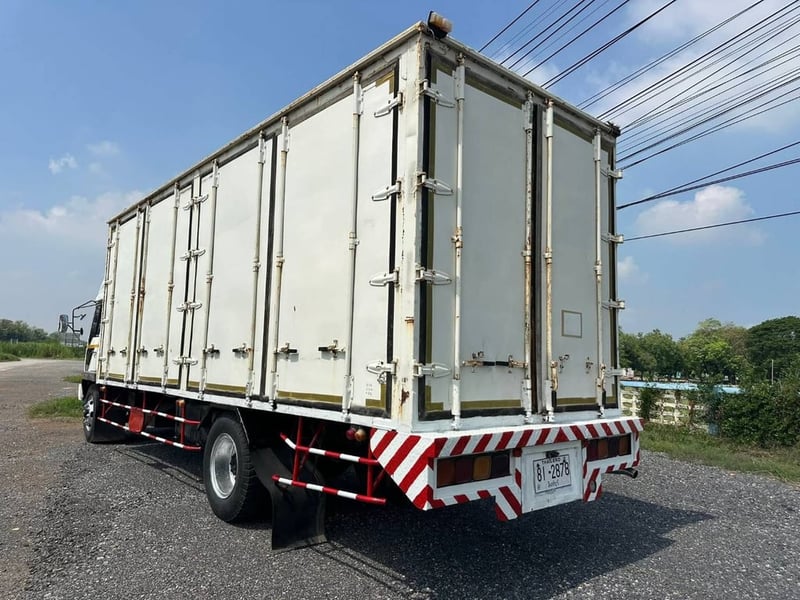 ราค359000บาทขายรถบรรทุกตู้ แห้ง10 บานมีเสากลางมิตซู fk 457 เครื่อง 6d 16เทอร์โบว์ 225 แรงแน่นม้ามากๆรถปี 38 พวงมาลัยพาวเวอร์เบรคจิฟฟี่ยาง 900 ขอบ 20 ม.วัดนอกยาว 7.25ม.เอกสารทะเบียนพร้อมสนใจ 091-146-4263 ราค359000บาทขายรถบรรทุกตู้ แห้ง10 บานมีเสากลางมิตซู fk 457 เครื่อง 6d 16เทอร์โบว์ 225 แรงแน่นม้ามากๆรถปี 38 พวงมาลัยพาวเวอร์เบรคจิฟฟี่ยาง 900 ขอบ 20 ม.วัดนอกยาว 7.25ม.เอกสารทะเบียนพร้อมสนใจ 091-146-4263