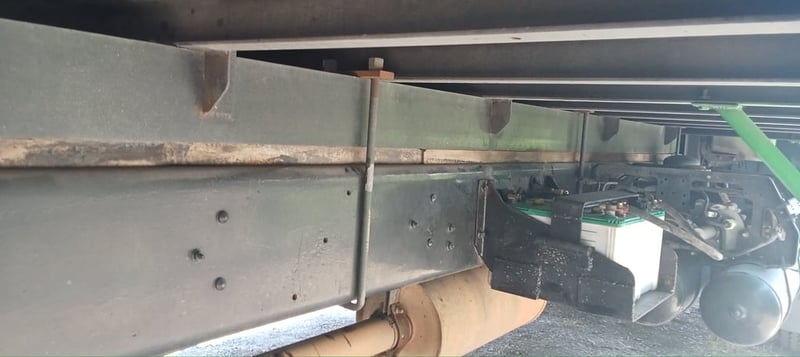 ราคา499000บาทขายรถบรรทุก isuzu FTR 33 P2 เครื่อง6HH1- 200 ฝาขาวตู้แห้ง 10 บานรถปี 46 กระบะตู้ในยาว 7.40 เมตร ในกว้าง 2 .32เมตร ในสูง 2 .57เมตรเอกสารทะเบียนพร้อมทะเบียนแจ้งม.79 รถพร้อมใช้งานสนใจติดต่อ 091-146-4263 คุณเยี่ยม