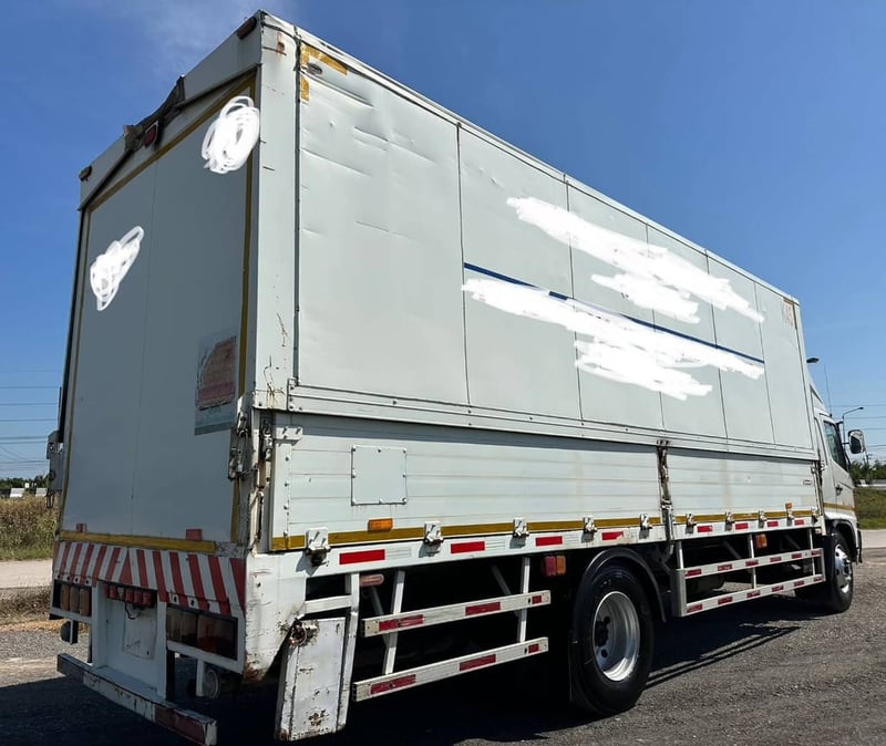 ราคา 489000บาทขายรถบรรทุก 6 ล้อ hino FG 1Jเครื่องJO8Cเทอร์โบ-212แรงม้ารถปี 48 กระบะยาว 7 เมตร 54 กว้าง 2 เมตร 50 สูง 2.70 เมตรเอกสารทะเบียนพร้อมสนใจ 091-146-4263 ด่วน