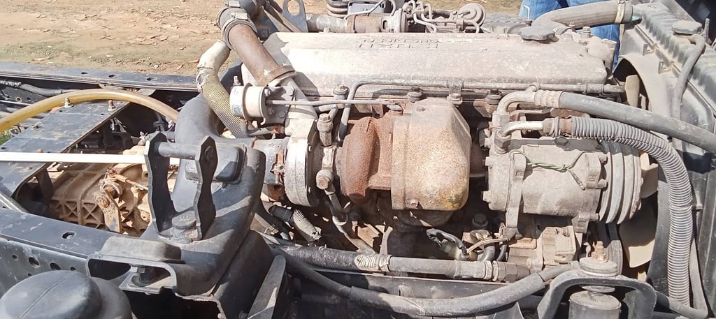 ราคา229000บาทขายรถ 6 ล้อ isuzu NPR 7..เครื่อง4HG1-130เทอร์โบปี49ยาว 5 เมตรเอกสารทะเบียนพร้อมขายหัวคัทซีตามสภาพนี้เครื่องติดได้ไม่มีแบตเตอรี่ให้สนใจ 091-146-4263 ราคา229000บาทขายรถ 6 ล้อ isuzu NPR 7..เครื่อง4HG1-130เทอร์โบปี49ยาว 5 เมตรเอกสารทะเบียนพร้อมขายหัวคัทซีตามสภาพนี้เครื่องติดได้ไม่มีแบตเตอรี่ให้สนใจ 091-146-4263