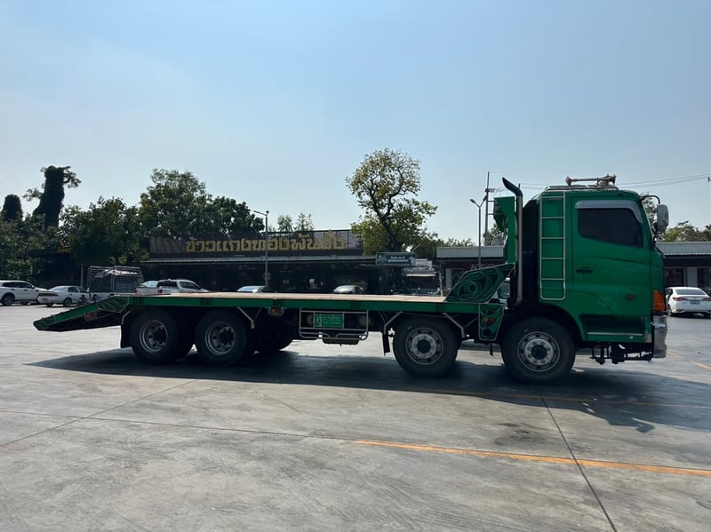 ราคา899000บาทขายรถบรรทุก 12 ล้อเทเลอร์ท้ายลาดฮีโน่FM2K-series 7 เครื่องE13C-380แรงม้ารถปี 2540 รถพน้อมใช้งานเอกสารทะเบียนพร้อมสนใจ0911464263