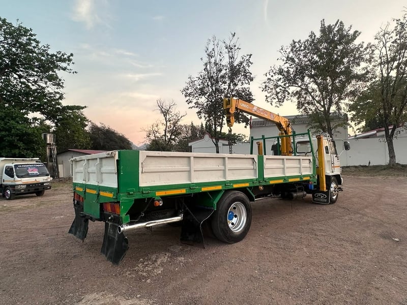 อีซูซุ6ล้อ FTR32NR 195แรงม้าปี39 ติดเครนยูนิค3ตันขายาว กระบะยาว6.20เมตร กว้าง4.45เมตร รถสวยแอร์เย็นพร้อมทำงาน ราคา449,000