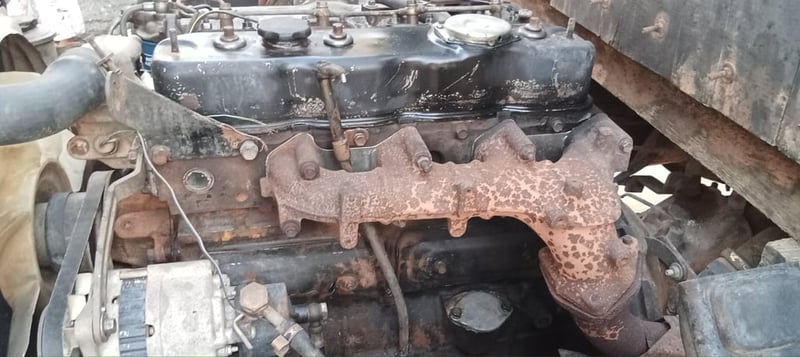 ราคา179000บาทขายรถทุก 6 ล้อ isuzu nkr 115 แรงม้าปี 32 เอกสารทะเบียนพร้อมรถพร้อมใช้งานสนใจ 091-146-4263 คุณเยี่ยม