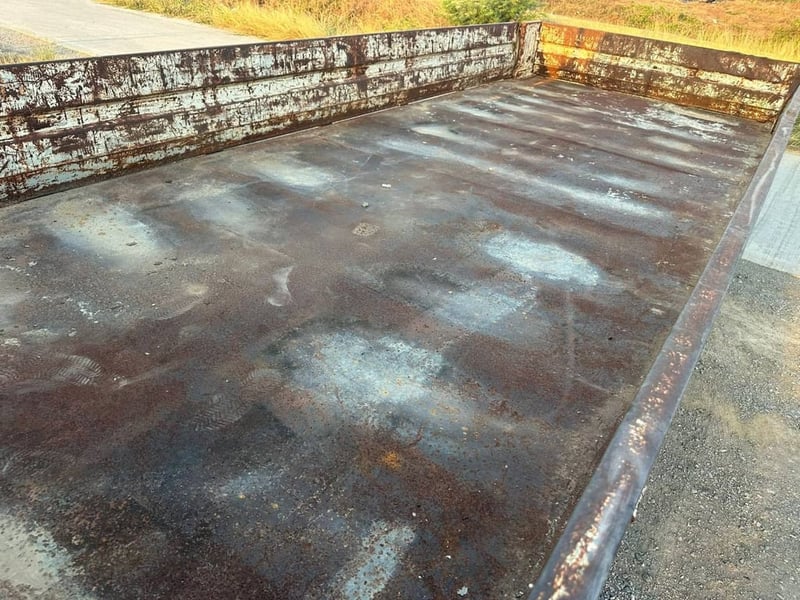  ราคา 199,000 บาทขายรถบรรทุก 6 ล้อมิตซูเครื่อง6D14 -165 แรงม้ารถปี 37 พวงมาลัยพาวเวอร์เบรคทิฟฟี่ กะบะช่องเครน  ยาว 6.40ม. กว้าง 2.42ม. เอกสารทะเบียนพร้อมสนใจ 091-146-4263