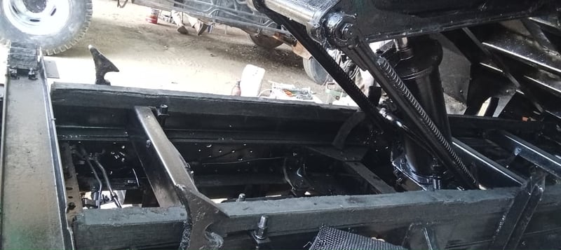 ราคา189000บาทขายรถบรรทุกหกล้อดั้ม isuzu nkr 55 EU รถห้างเครื่องดีดั้มยิงหลัง 3 คิวกระบะยาว 3.20 .เมตรกว้าง1.90เมตร ทะเบียนม 79 รถพร้อมใช้งานสนใจ 091-146-4263 คุณเยี่ยม