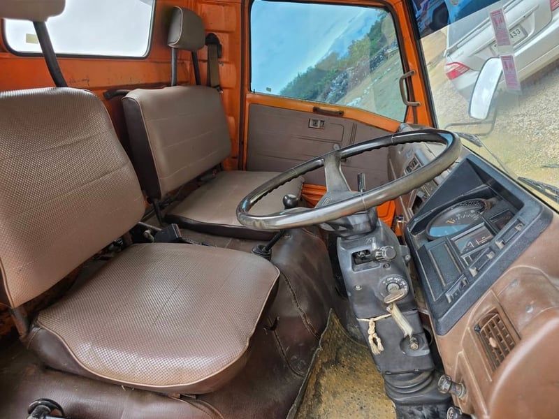 ราคา 29 9,000รดน้ำ 6 ล้อ hino เครื่อง 117 แรงม้าถังน้ำ 6000 ลิตรรถสวยๆพร้อมใช้งานเอกสารทะเบียนพร้อม ราคา 29 9,000รดน้ำ 6 ล้อ hino เครื่อง 117 แรงม้าถังน้ำ 6000 ลิตรรถสวยๆพร้อมใช้งานเอกสารทะเบียนพร้อม