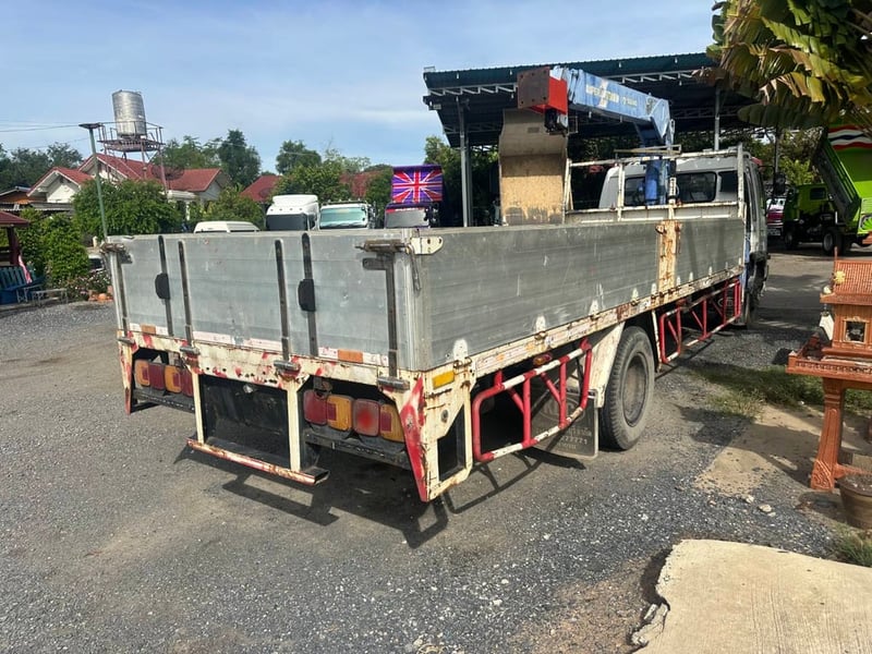 ขายรถบรรทุก 6 ล้อ hino ff1j เครื่อง jo8c 210 แรงติดเครน tornado 5 ตัน 3 ปลอก 2 ชั้นเอกสารทะเบียนพร้อม