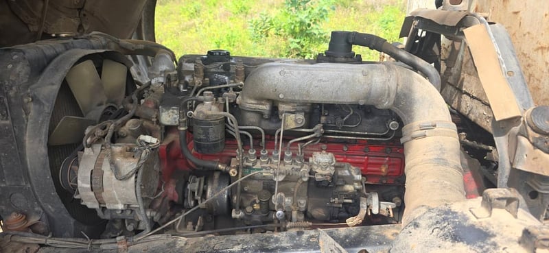 159000-บาทขายรถบรรทุกสิบล้อ hino KT 925 เครื่อง ho7c 180 แรงม้ารถพร้อมใช้งานเอกสารทะเบียนพร้อมแจ้งมอ 89 ไว้สนใจติดต่อ 091-146-4263 คุณเยี่ยม