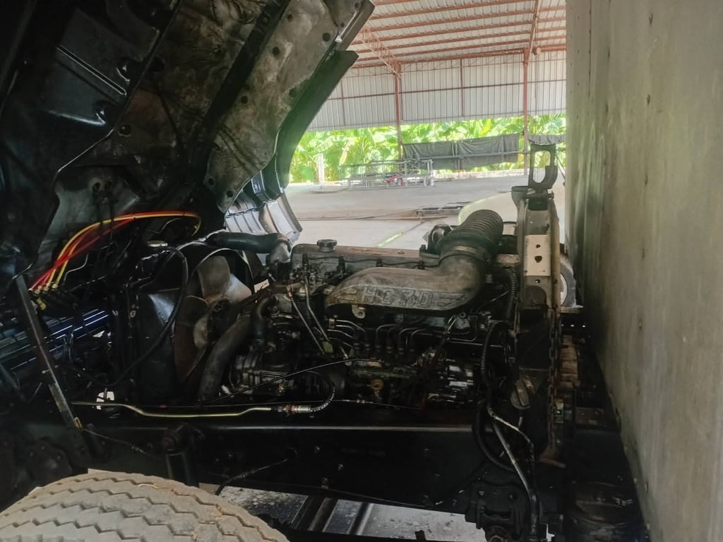 ราคา299000บาทขายรถบรรทุก 6 ล้อตู้แห้ง 10 บาท hino FF3H เครื่อง ho7d 195 แรงม้าแน่นมากๆรถปี 38 กระบะยาว 7.20 เมตร คอมแอร์ไม่มีครับ เอกสารทะเบียนพร้อมสนใจ 091-146-4263 คุณเยี่ยมด่วนราคาถูกๆ ราคา299000บาทขายรถบรรทุก 6 ล้อตู้แห้ง 10 บาท hino FF3H เครื่อง ho7d 195 แรงม้าแน่นมากๆรถปี 38 กระบะยาว 7.20 เมตร คอมแอร์ไม่มีครับ เอกสารทะเบียนพร้อมสนใจ 091-146-4263 คุณเยี่ยมด่วนราคาถูกๆ