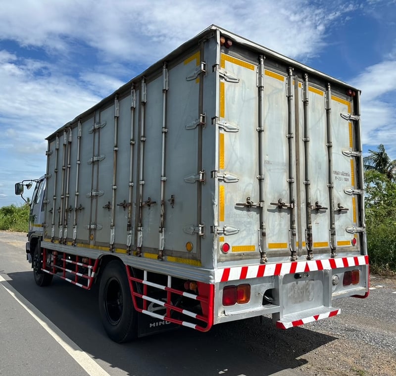 ราคา349000บาทขายรถบรรทุกตู้hino ff1j เครื่อง JO8C-210 ปี 40 กระบะยาว 5 เมตร 50 เอกสารทะเบียนพร้อมสนใจ 091-146-4263 ราคา349000บาทขายรถบรรทุกตู้hino ff1j เครื่อง JO8C-210 ปี 40 กระบะยาว 5 เมตร 50 เอกสารทะเบียนพร้อมสนใจ 091-146-4263