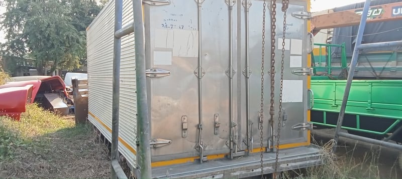 ราคา 49,000 บาทขายตู้เปียกสแตนเลสใส่ HINO megaตู้ 2บานสแตนเลสสวยๆในครัชซีกว้าง 82ซ.ม.ยาว 4 มี. 50 ในสูง1.85เมตร ในกว้าง 2 .20ม. สนใจ 091-146-4263 ด่วนตู้สวยๆ