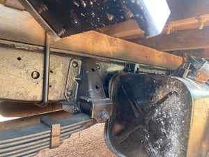 ขายรถบรรทุก 4 ล้อ isuzu nkr เครื่อง 100 แรงรถปี 43 เอกสารเป็นพร้อม