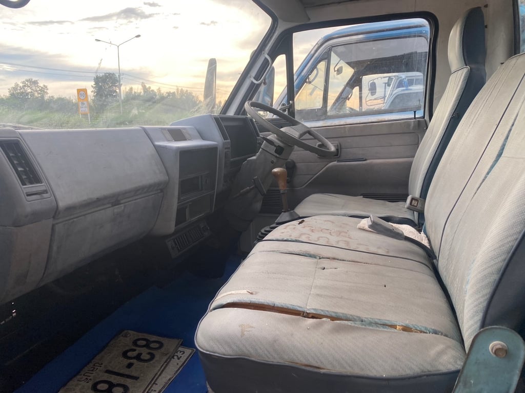 ราคา129000บาทรถบรรทุก 4 ล้อเล็กNKR55 EU1เครื่อง 4JB1-88เเรงม้ารถปี 41 มีแอร์เอกสารทะเบียนพร้อมกระบะเหล็กยาว 3 เมตรสนใจ 091-146-4263 คุณเยี่ยม