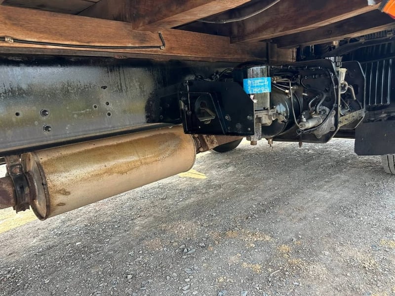 ราคา499000ขายรถบรรทุก 6 ล้อพื้นเรียบ hinoFG1Jเครื่องJO8C-212🐎โบอินเตอร์รถปี46รถเดิมๆใช้งานน้อยมาก กระบะพื้นเรียบยาว 7.20ม. ครัชซีสวยมากๆๆไมล์น้อยเอกสารเล่มทะเบียนครบสนใจ0911464263