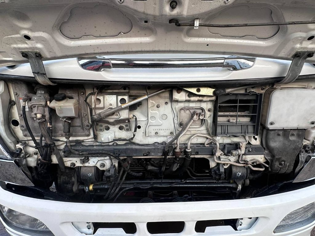 ขายรถบรรทุก 6 ล้อHINO MEGA FC9Jปี56 175แรงม้า กระบะยาว5.70เมตร กว้าง2.35เ มตรเอกสารทะเบียนพร้อม ขายรถบรรทุก 6 ล้อHINO MEGA FC9Jปี56 175แรงม้า กระบะยาว5.70เมตร กว้าง2.35เ มตรเอกสารทะเบียนพร้อม