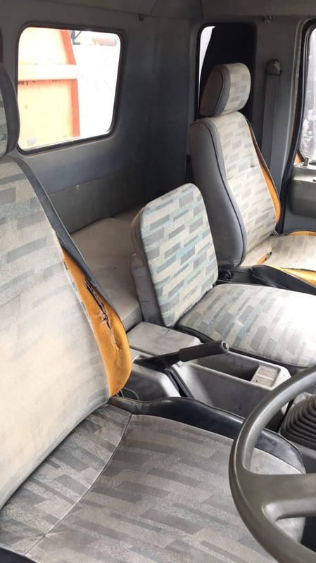 ราคา379000บาทขายรถบรรทุก10ล้อเพาเดียวดั้ม HINO FL3H เครื่อง HO7D -195 แรงม้าแน่นมากๆรถเดิมๆๆสวยๆๆรถปี 2540 ครับเอกสารทะเบียนพร้อมครับสนใจ091-146-4263 คุณเยี่ยม ราคา379000บาทขายรถบรรทุก10ล้อเพาเดียวดั้ม HINO FL3H เครื่อง HO7D -195 แรงม้าแน่นมากๆรถเดิมๆๆสวยๆๆรถปี 2540 ครับเอกสารทะเบียนพร้อมครับสนใจ091-146-4263 คุณเยี่ยม