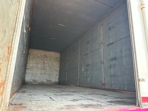 ขายรถบรรทุก 6 ล้อตู้แห้ง 10 บาท isuzu เครื่อง 205 แรงม้าแน่นมากๆรถปี่38พร้อมใช้งานกระบะยาว 7.42ม.กว้าง2.42ม.สูง 2.60ม.เอกสารทะเบียนพร้อมสนใจ 091-146-4263