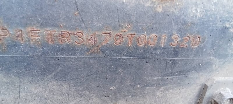 ราคา199990บาทขายรถisuzu FTR 34Qเครื่อง6HK1- 240แรงม้ารถปี 55 ไม่มีหม้อน้ำกล่องไฟมีให้ เดิมเป็นรถบรรทุกของเหลวเฉพาะกิจถังน้ำมันมีให้ทะเบียนแจ้งมา 79 สนใจติดต่อ 091-146-4263 ขายตามสภาพนี้