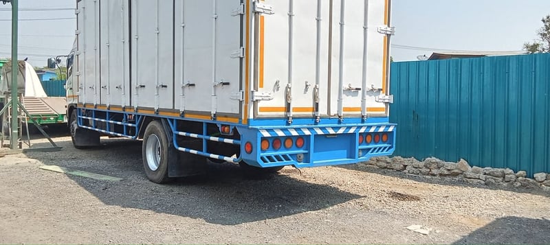 ราคา699000บาทขายรถบรรทุกตู้แห้ง hino mega เครื่อง 212 โบอินเตอร์รถปี 50 ช่วงล่างใหญ่แล้วตู้ยาว 7 เมตร 40 นอกเอกสารทะเบียนพร้อมสนใจ 091-146-4263