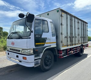 ราคา349000บาทขายรถบรรทุกตู้hino ff1j เครื่อง JO8C-210 ปี 40 กระบะยาว 5 เมตร 50 เอกสารทะเบียนพร้อมสนใจ 091-146-4263 ราคา349000บาทขายรถบรรทุกตู้hino ff1j เครื่อง JO8C-210 ปี 40 กระบะยาว 5 เมตร 50 เอกสารทะเบียนพร้อมสนใจ 091-146-4263