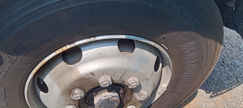 ราคา699000บาทขายรถบรรทุกตู้แห้ง hino mega เครื่อง 212 โบอินเตอร์รถปี 50 ช่วงล่างใหญ่แล้วตู้ยาว 7 เมตร 40 นอกเอกสารทะเบียนพร้อมสนใจ 091-146-4263